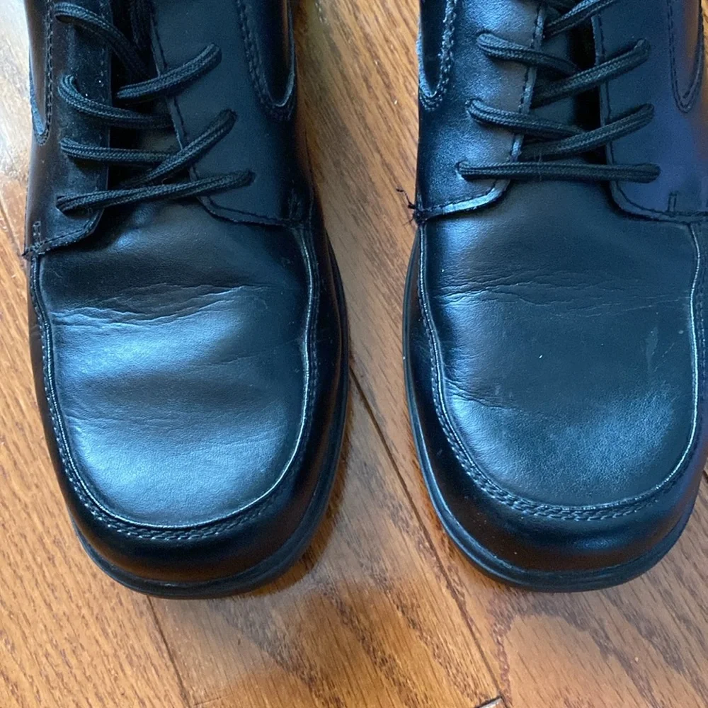 Boy’s size 5.5 Hush Puppies Dress shoes - Picture 2 of 16